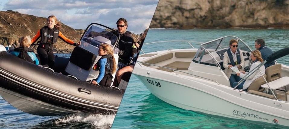 Una comparazione visiva tra barca o gommone a noleggio ad Alghero con Ares Turismo: a sinistra un gommone agile per sportivi, a destra una barca spaziosa ideale per famiglie.